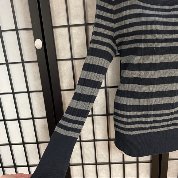 Mudd ladies sweater size XL - Picture 4 of 7